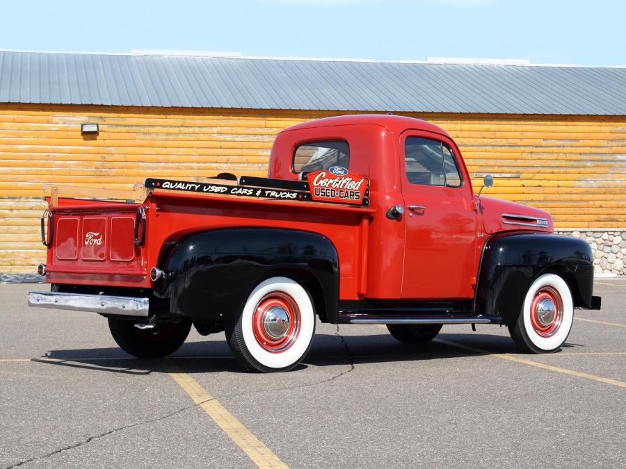  Ford F-1 Pickup Truck 1948 года  (фото 15 из 33)